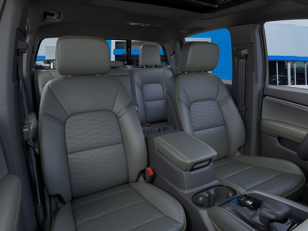 2026 Chevrolet Colorado ZR2 - Photo 16