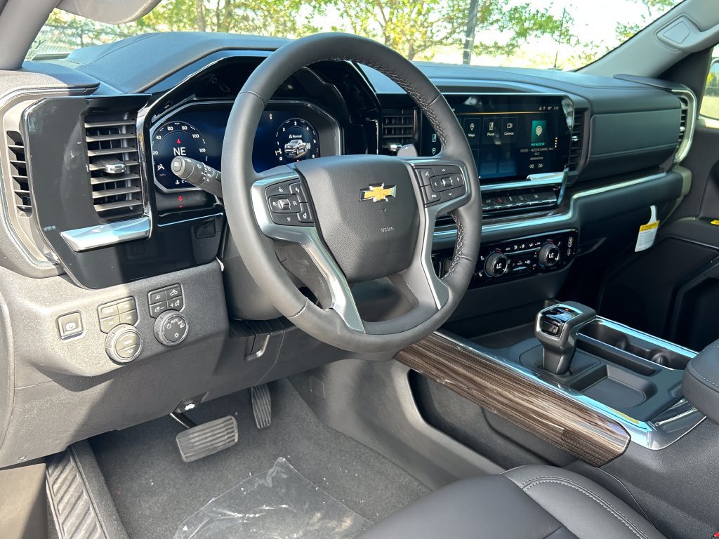 2026 Chevrolet Silverado 1500 LT - Photo 7
