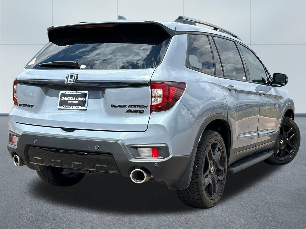 Used 2024 Honda Passport AWD Black SUV