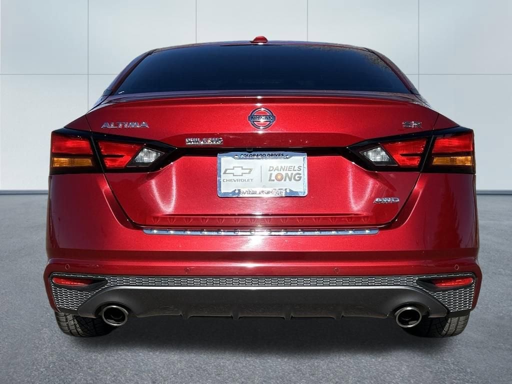 Used 2020 Nissan Altima SR Intelligent AWD Sedan