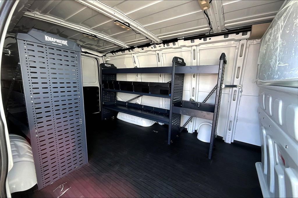 2025 Chevrolet Express Cargo Work Van - Photo 10