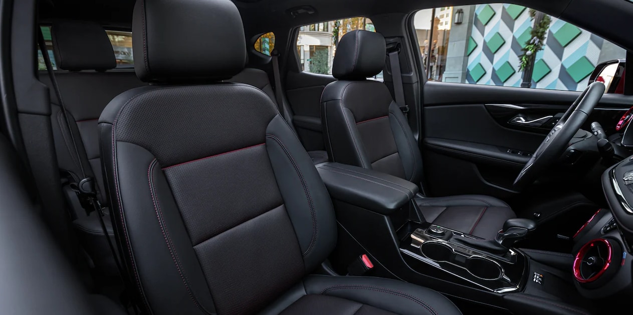 2023-chevy-blazer-cabin-and-interior.PNG