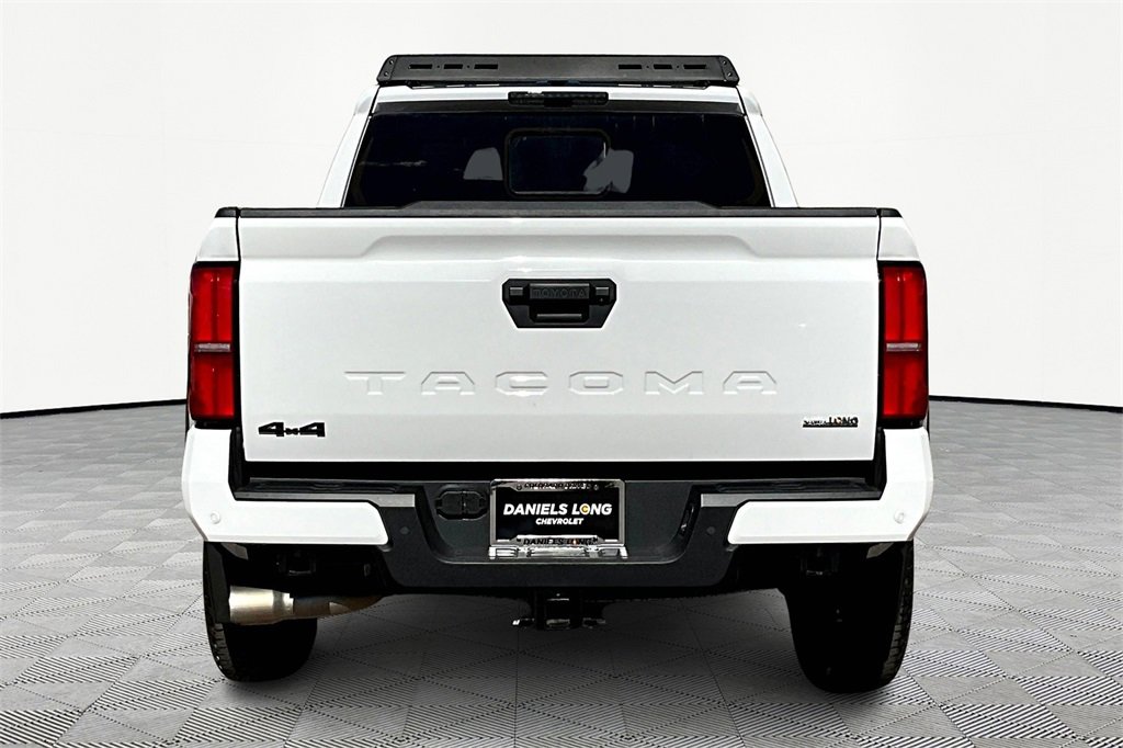 2024 Toyota Tacoma TRD 4x4 photo 4