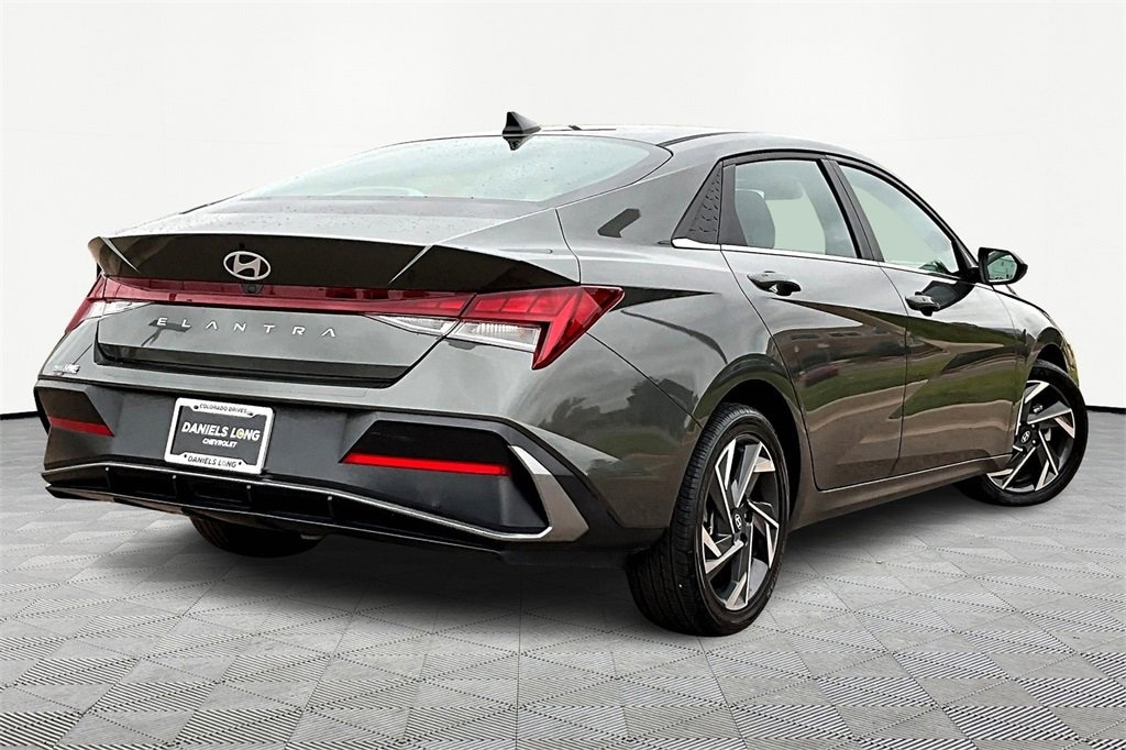 Used 2024 Hyundai Elantra SEL Sedan