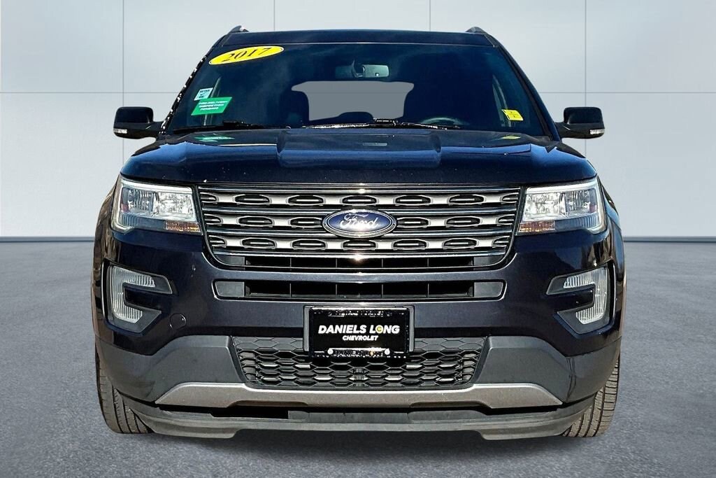 Used 2017 Ford Explorer XLT SUV