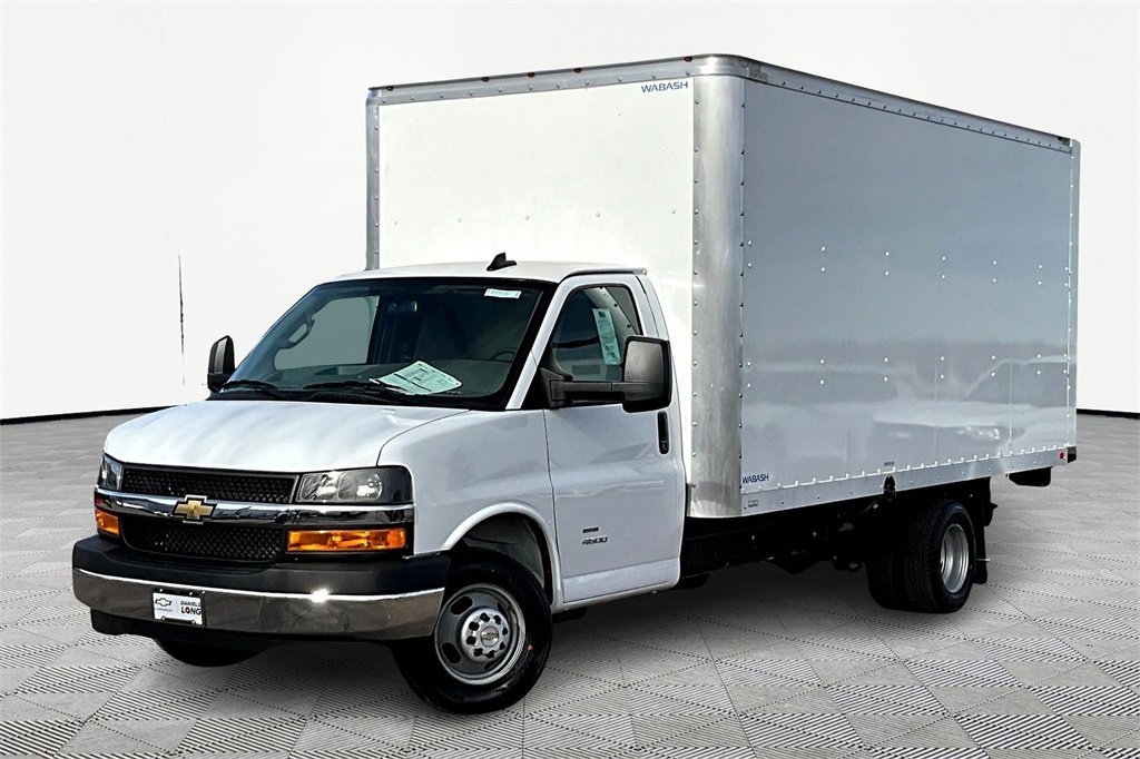 2024 Chevrolet Express Cutaway 4500 Cutaway Van 