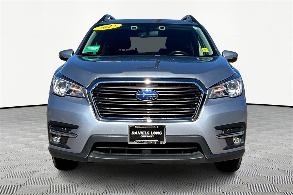 2022 Subaru Ascent Limited photo 3