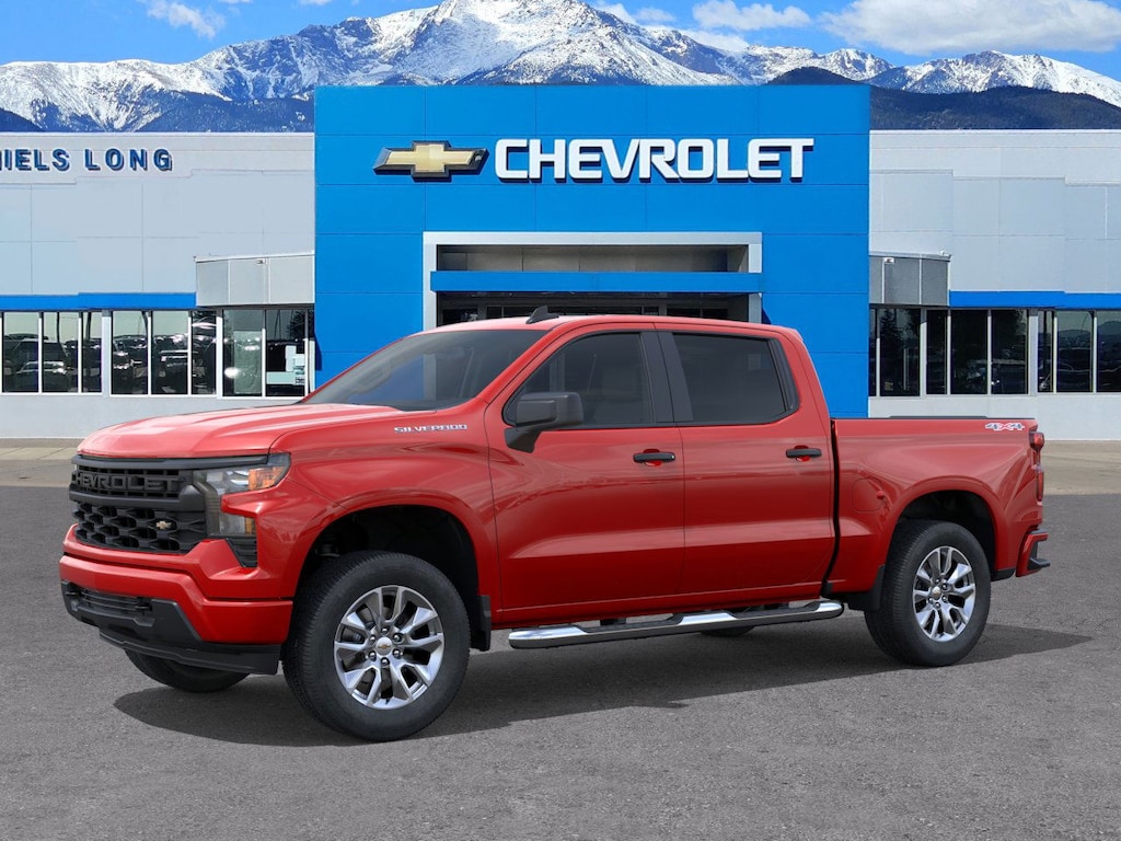 2026 Chevrolet Silverado 1500 Custom photo 2