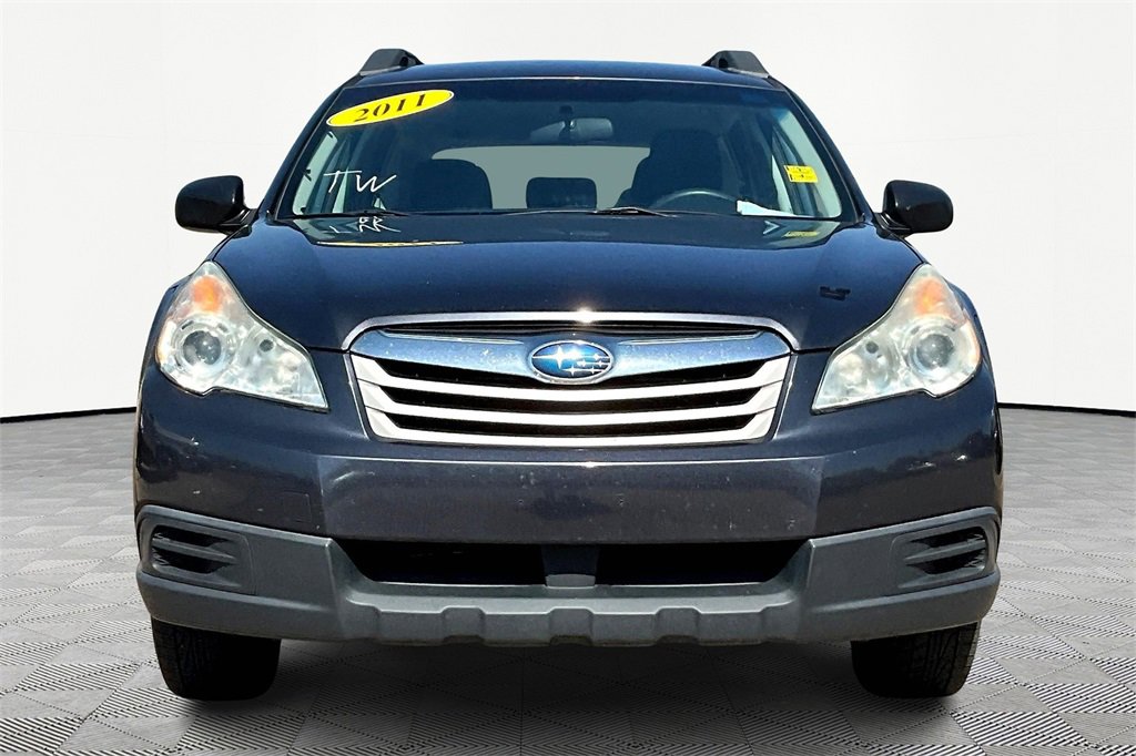2011 Subaru Outback 2.5i photo 3