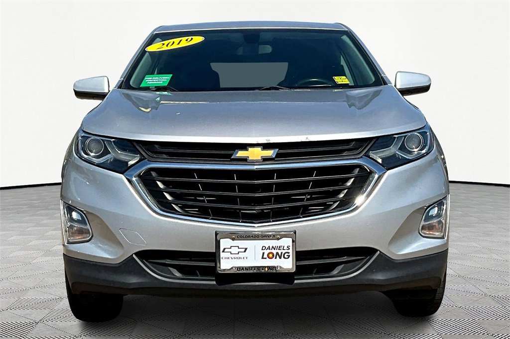2019 Chevrolet Equinox LT photo 3