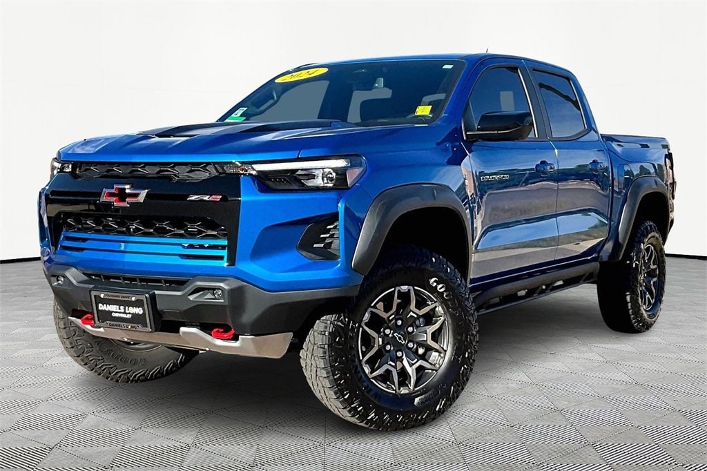 2024 Chevrolet Colorado ZR2's photo