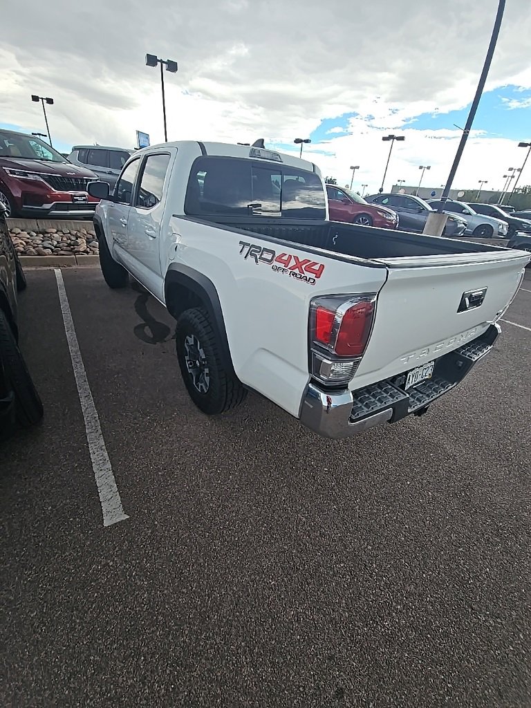 2023 Toyota Tacoma TRD photo 2