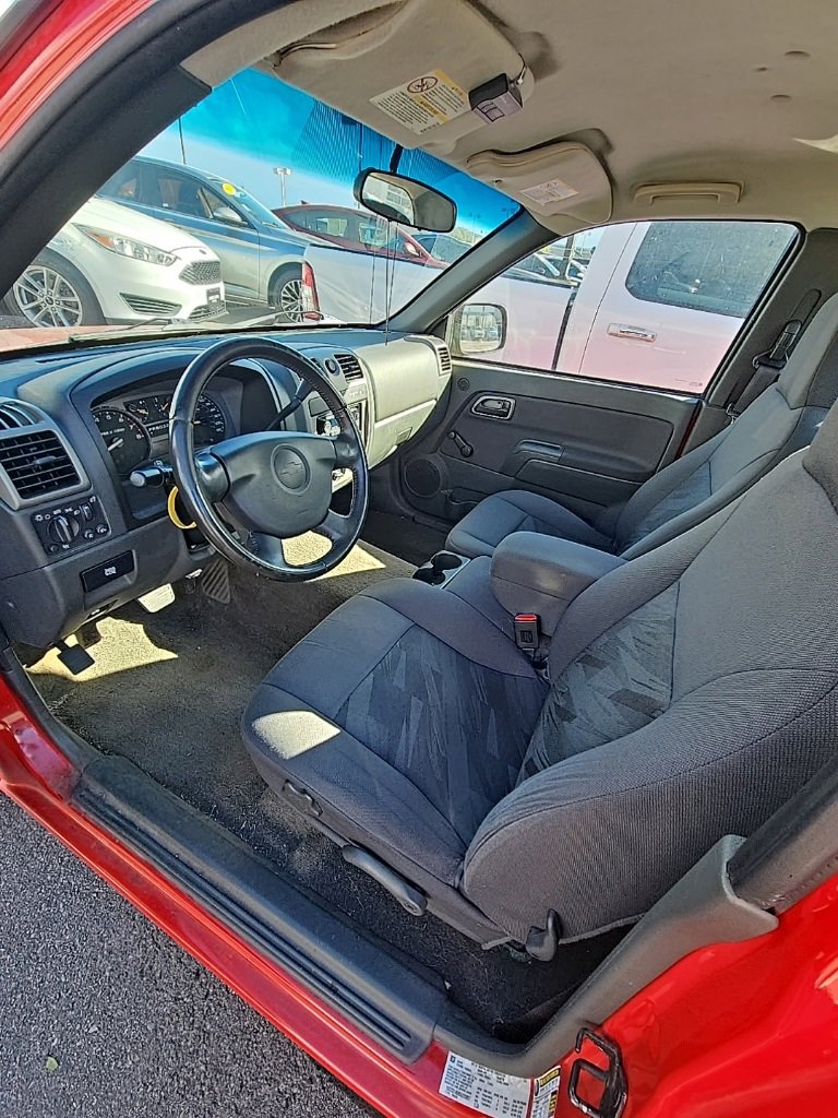 2005 Chevrolet Colorado LS photo 4