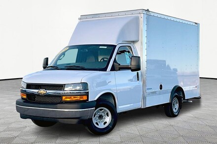 2024 Chevrolet Express Cutaway 3500 1WT Cutaway Van