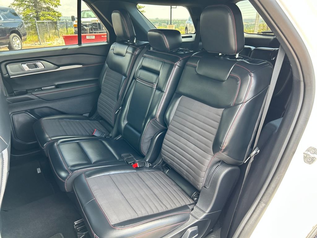 2025 Ford Explorer ST-LINE - Photo 20