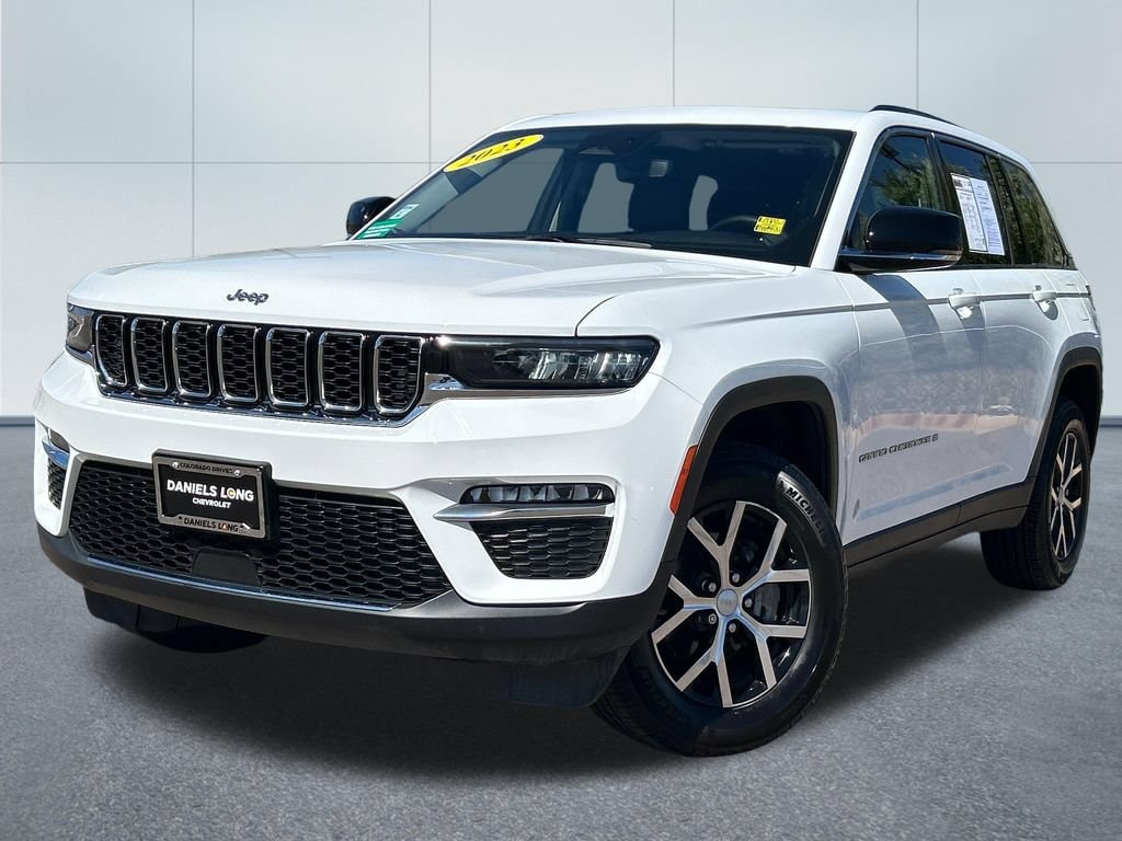 Used 2023 Jeep Grand Cherokee Limited 4x4 SUV