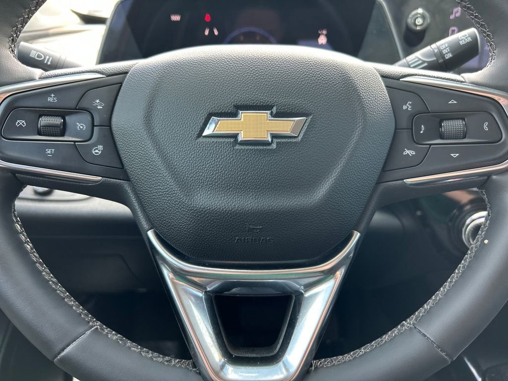2024 Chevrolet Trax LT - Photo 10