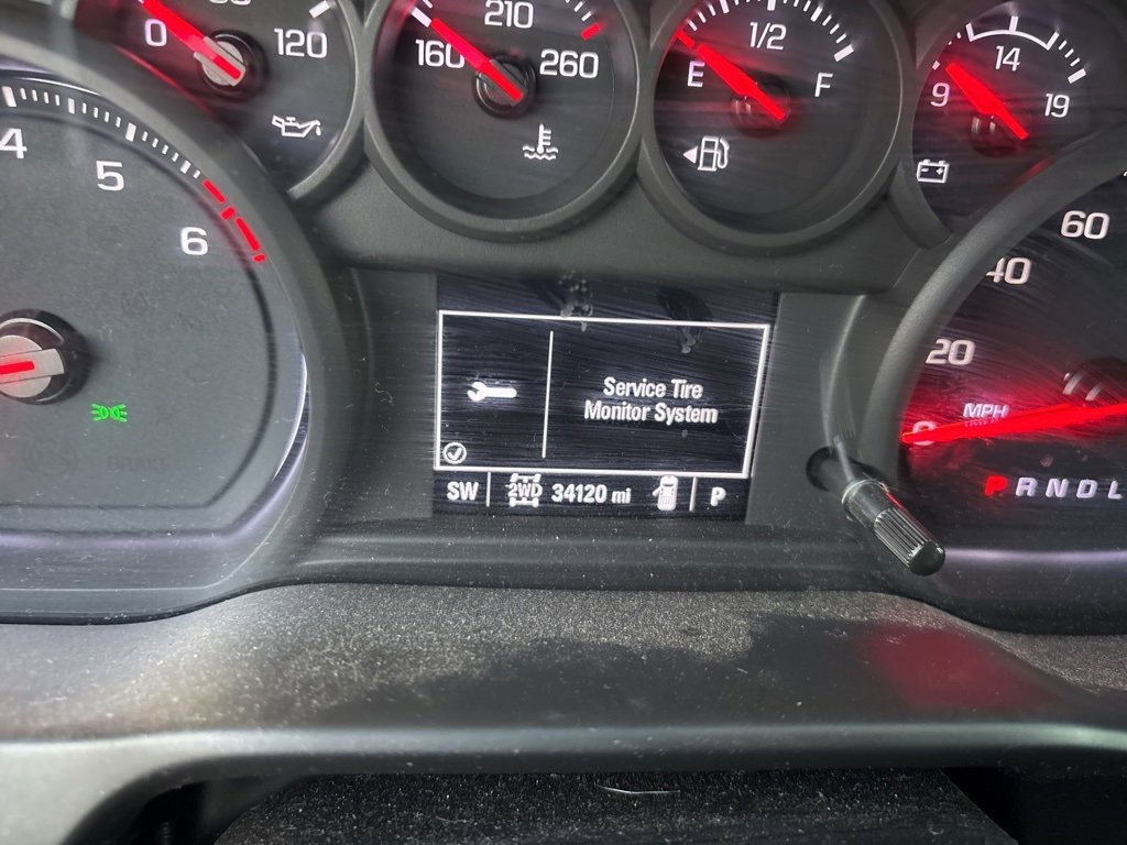 2022 Chevrolet Silverado 2500HD Custom photo 2