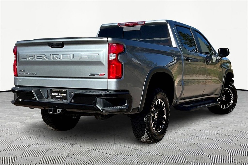 2024 Chevrolet Silverado 1500 ZR2 photo 2