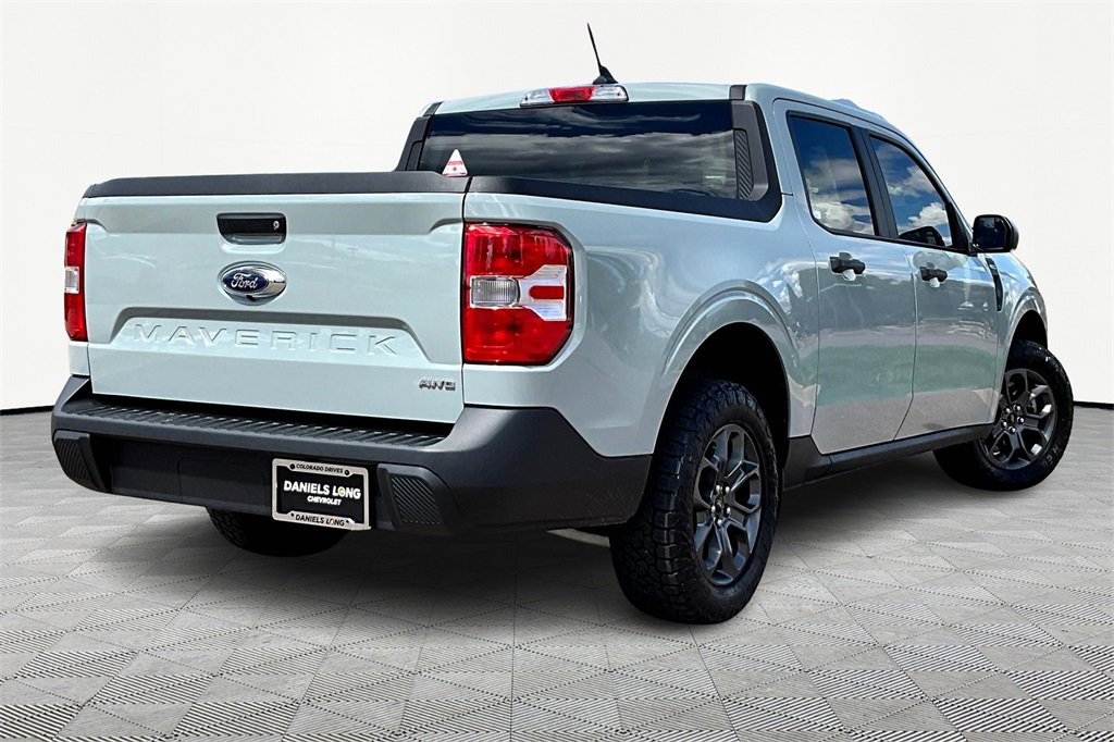 2024 Ford Maverick XLT photo 2