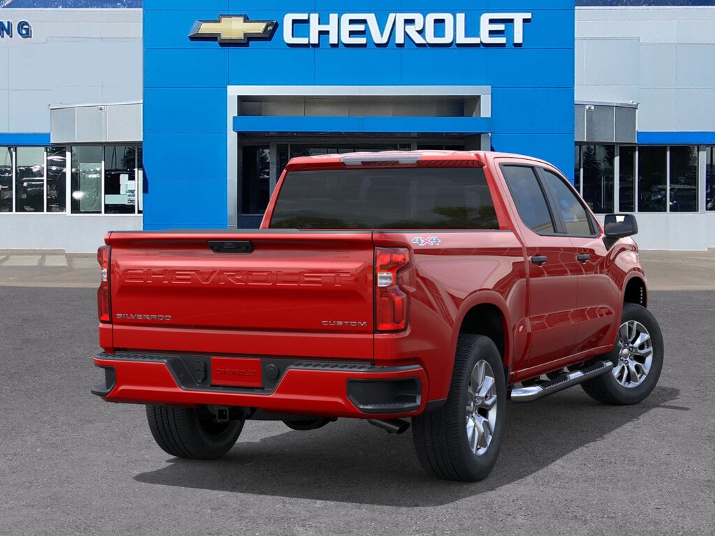 2026 Chevrolet Silverado 1500 Custom photo 4