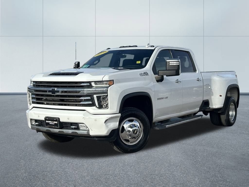 2021 Chevrolet Silverado 3500HD High Country's photo