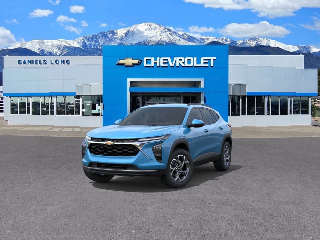 2026 Chevrolet Trax LT - Photo 8