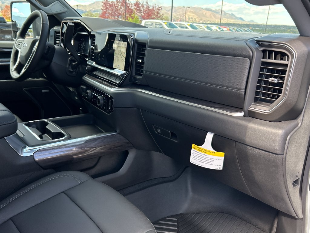 2026 Chevrolet Silverado 2500 HD LTZ - Photo 8