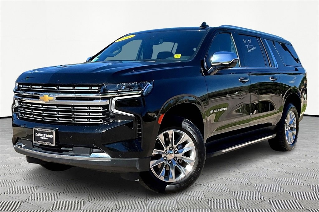 2024 Chevrolet Suburban Premier's photo