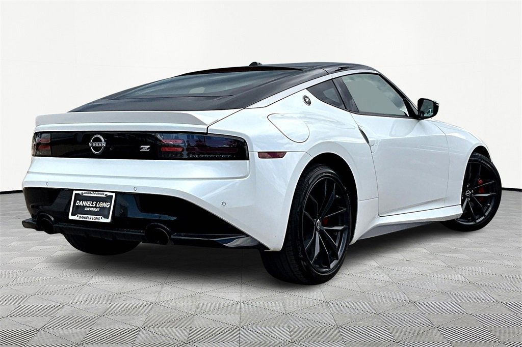 2024 Nissan Z Performance photo 2