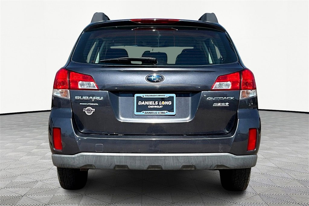 2011 Subaru Outback 2.5i photo 4