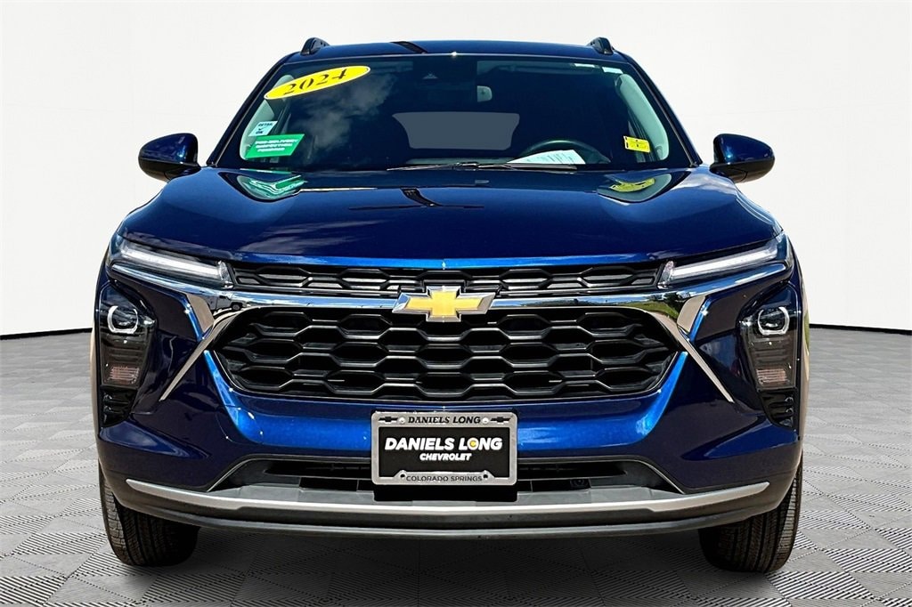 Used 2024 Chevrolet Trax LT SUV