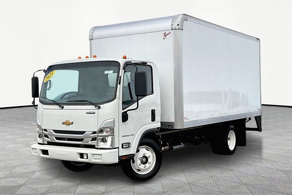 2025 Chevrolet Low Cab Forward Base's photo