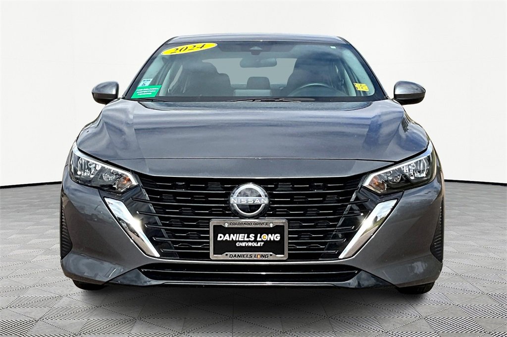 2024 Nissan Sentra SV photo 3