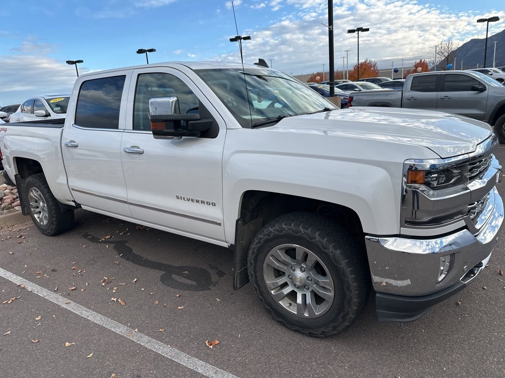 2018 Chevrolet Silverado 1500 LTZ photo 3