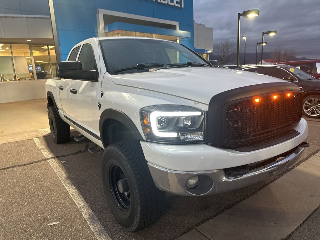 2007 Dodge Ram SLT photo 3