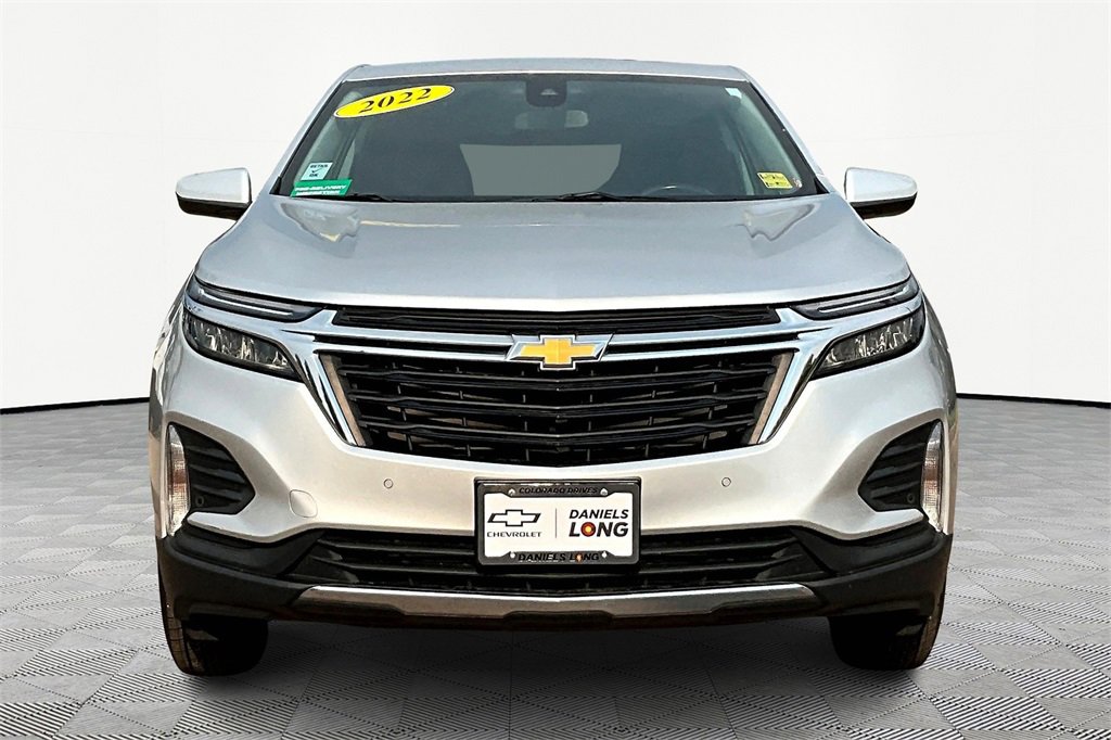 2022 Chevrolet Equinox LT photo 3