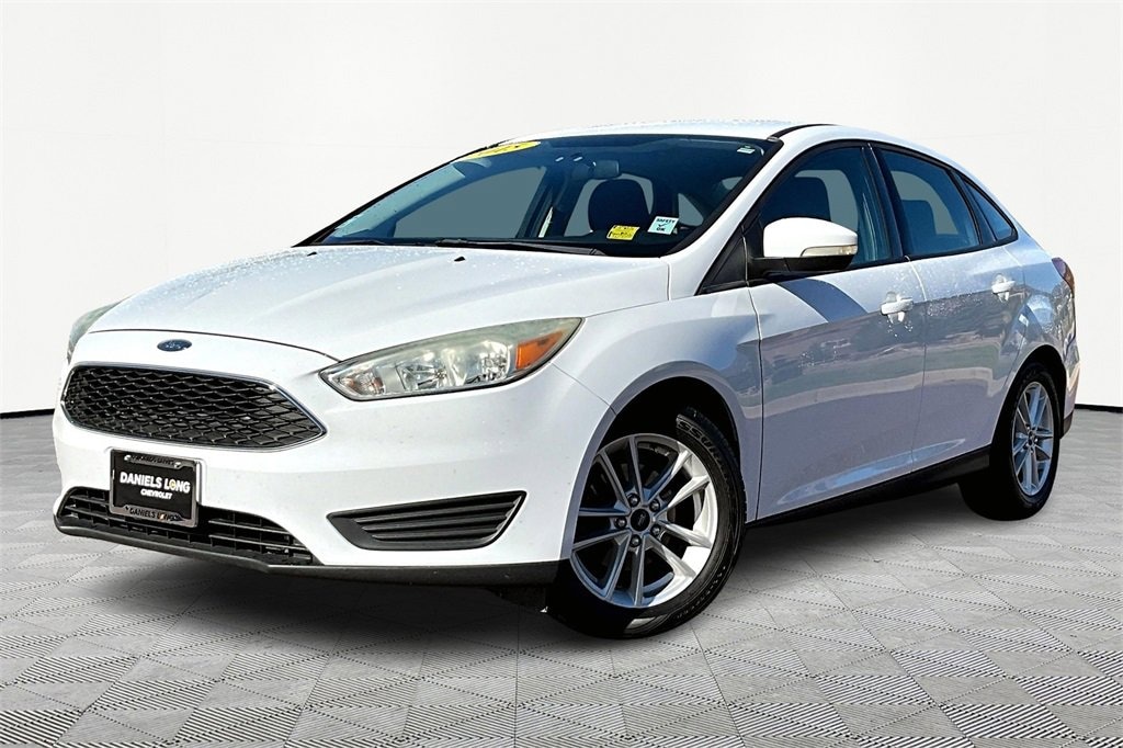 Used 2015 Ford Focus SE Sedan