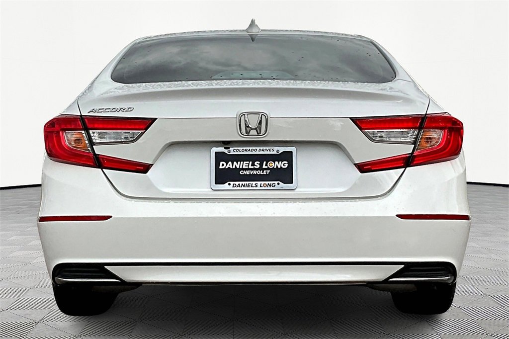 2018 Honda Accord LX photo 3