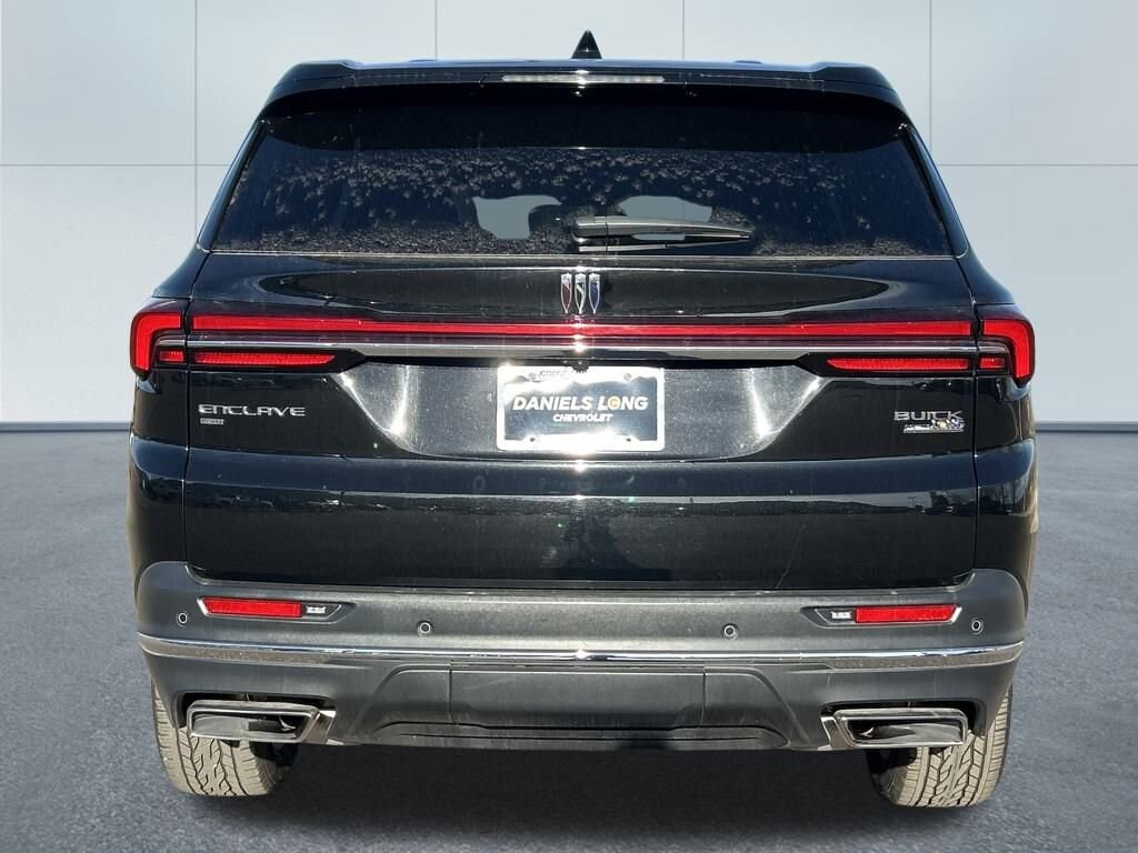 Used 2025 Buick Enclave Preferred SUV