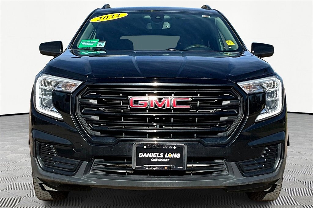 2022 Gmc Terrain SLE photo 2