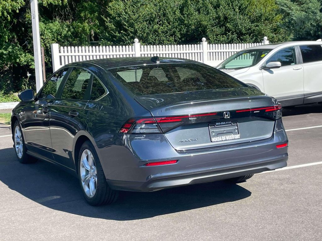 2024 Honda Accord LX - Photo 7