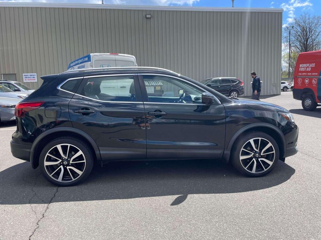 Used 2017 Nissan Rogue Sport SL SUV