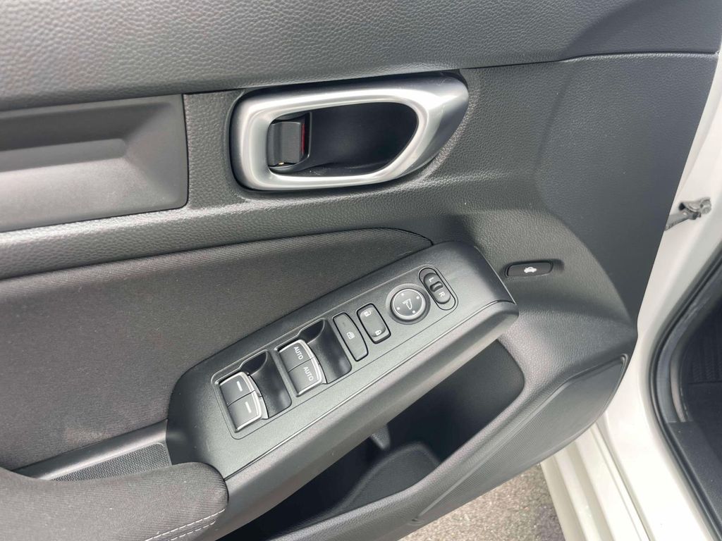 2023 Honda Civic LX - Photo 18