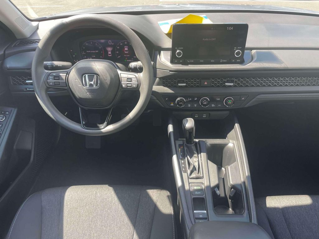 2023 Honda Accord EX - Photo 13