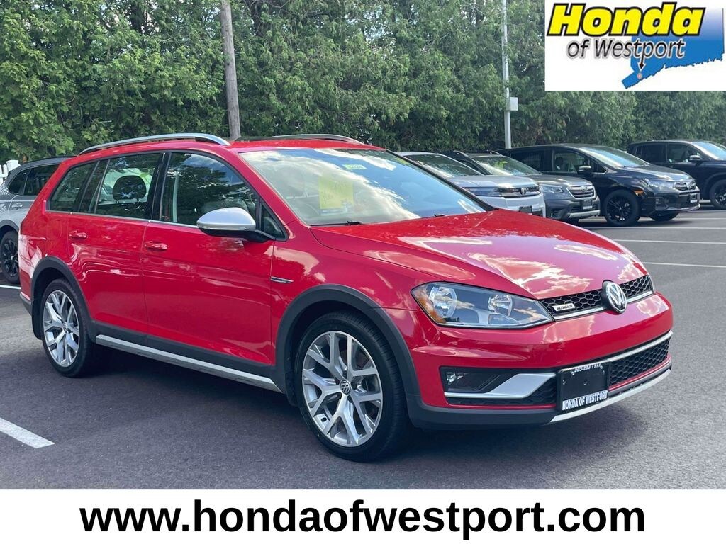 Used 2017 Volkswagen Golf Alltrack Wagon