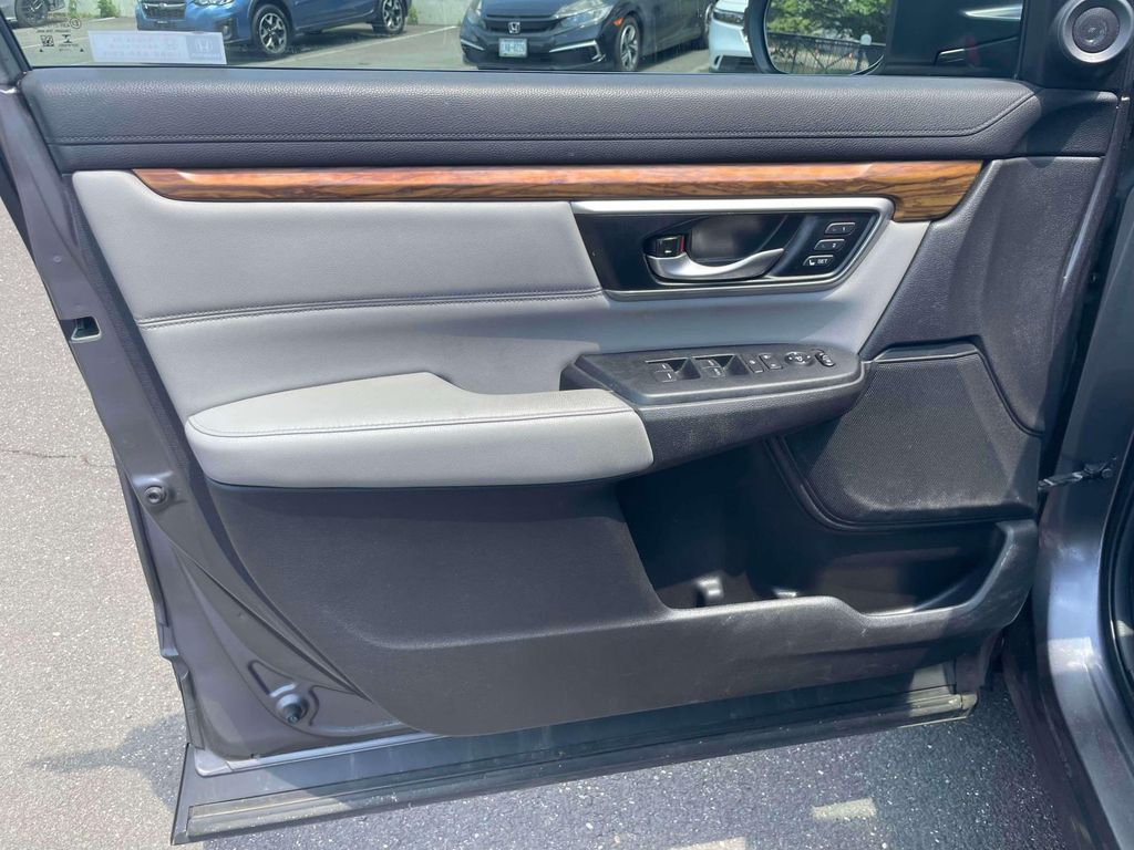 2018 Honda CR-V Touring - Photo 13