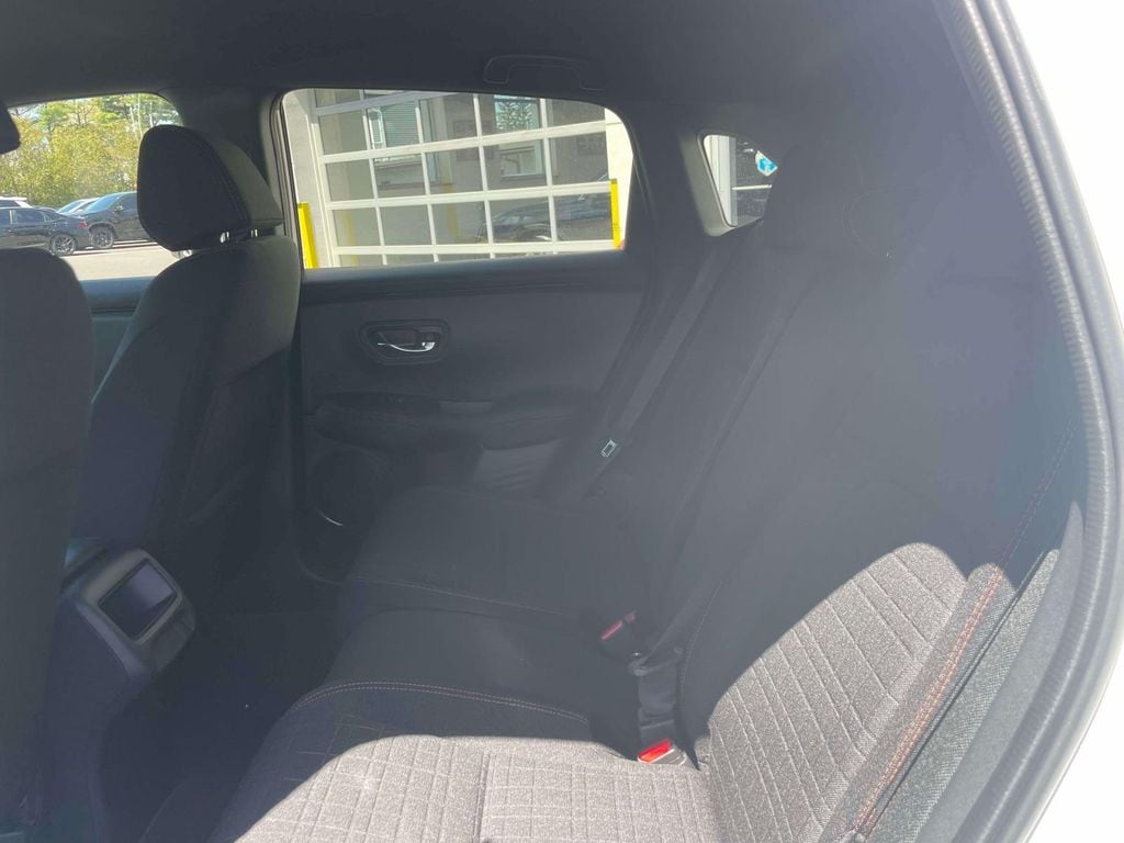 2026 Honda HR-V LX - Photo 11