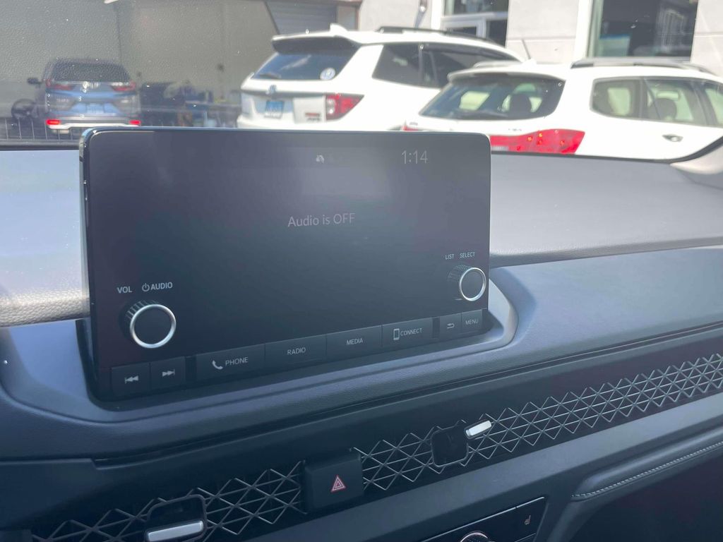 2025 Honda Accord SE - Photo 29