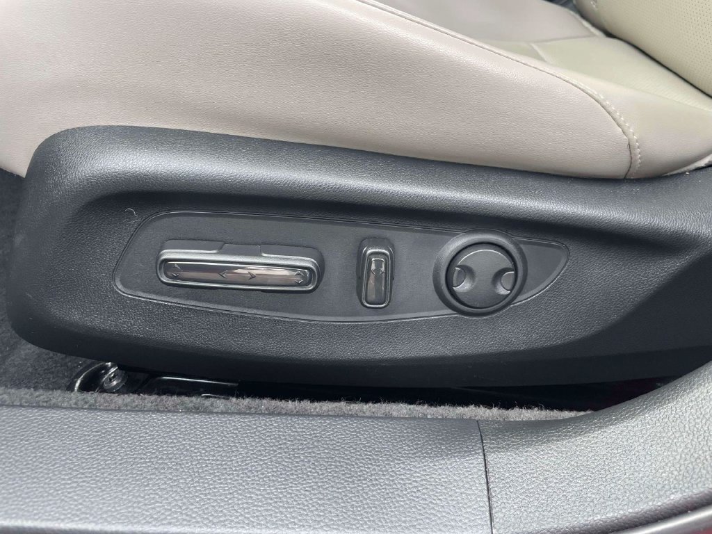 2023 Honda Accord Hybrid Touring - Photo 19